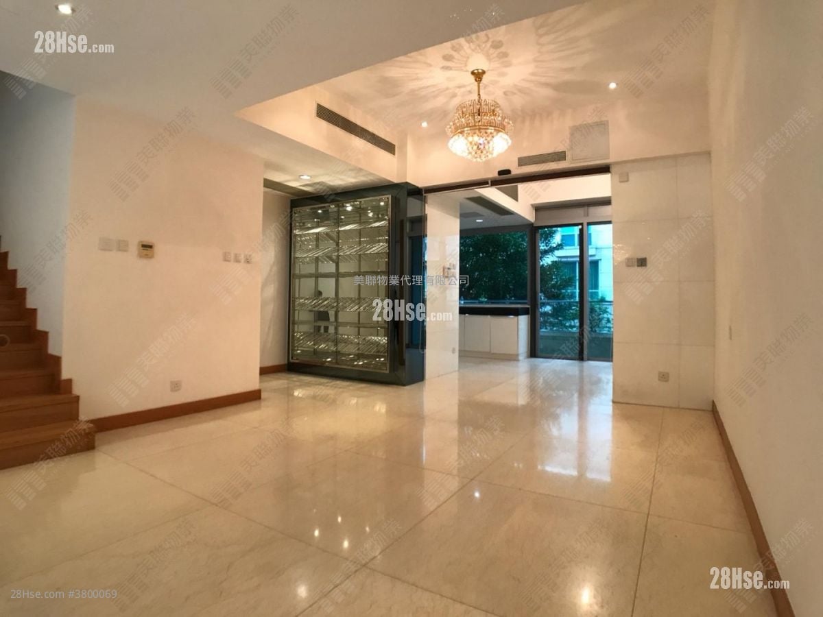 葡萄园 售盘 3 房 , 4 浴室 2,389 平方尺