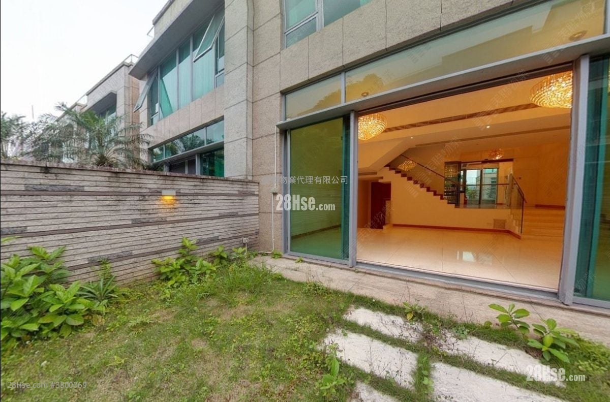 葡萄园 售盘 3 房 , 4 浴室 2,389 平方尺