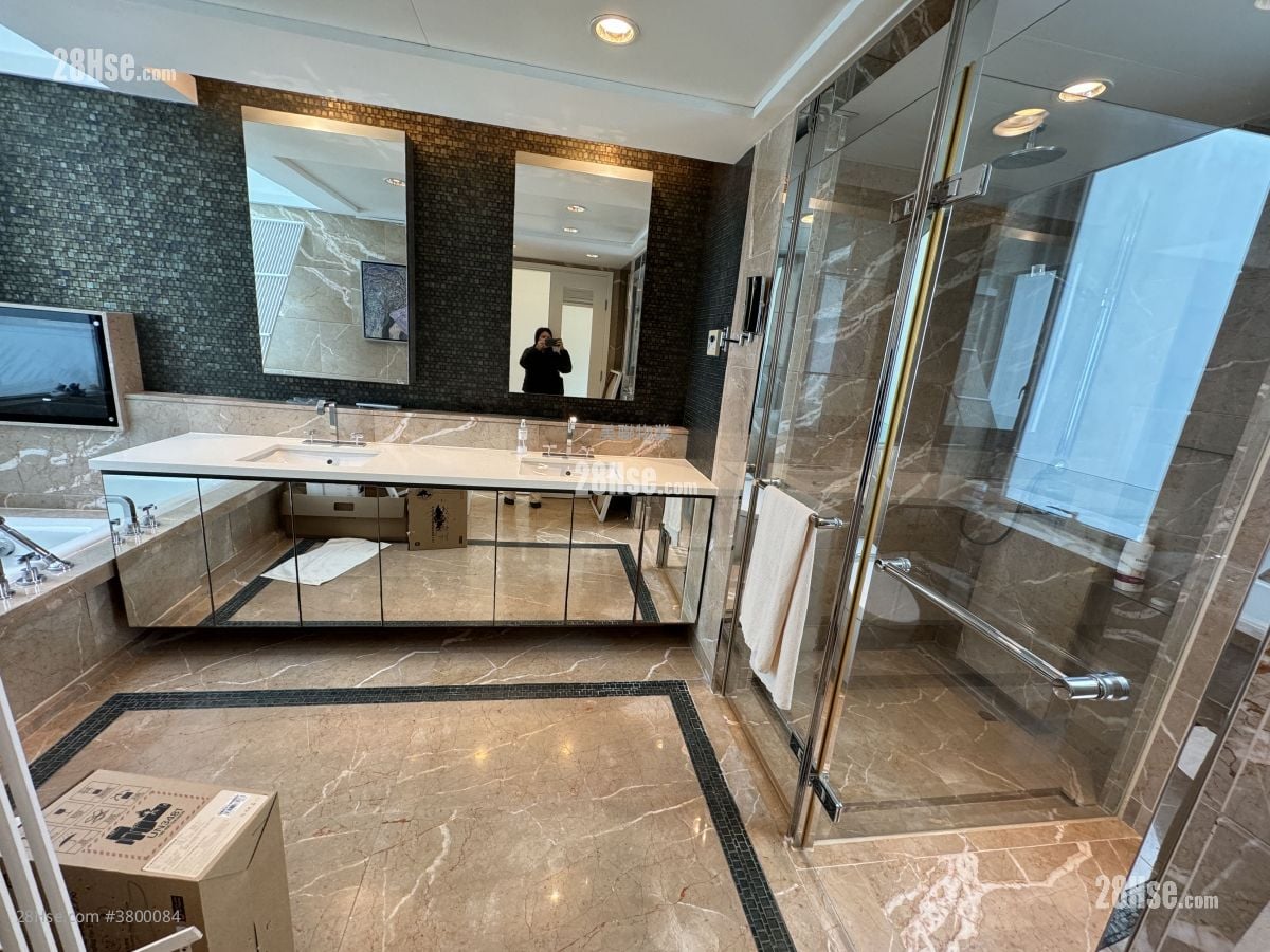 葡萄园 售盘 5+ 房 , 5+ 浴室 3,494 平方尺