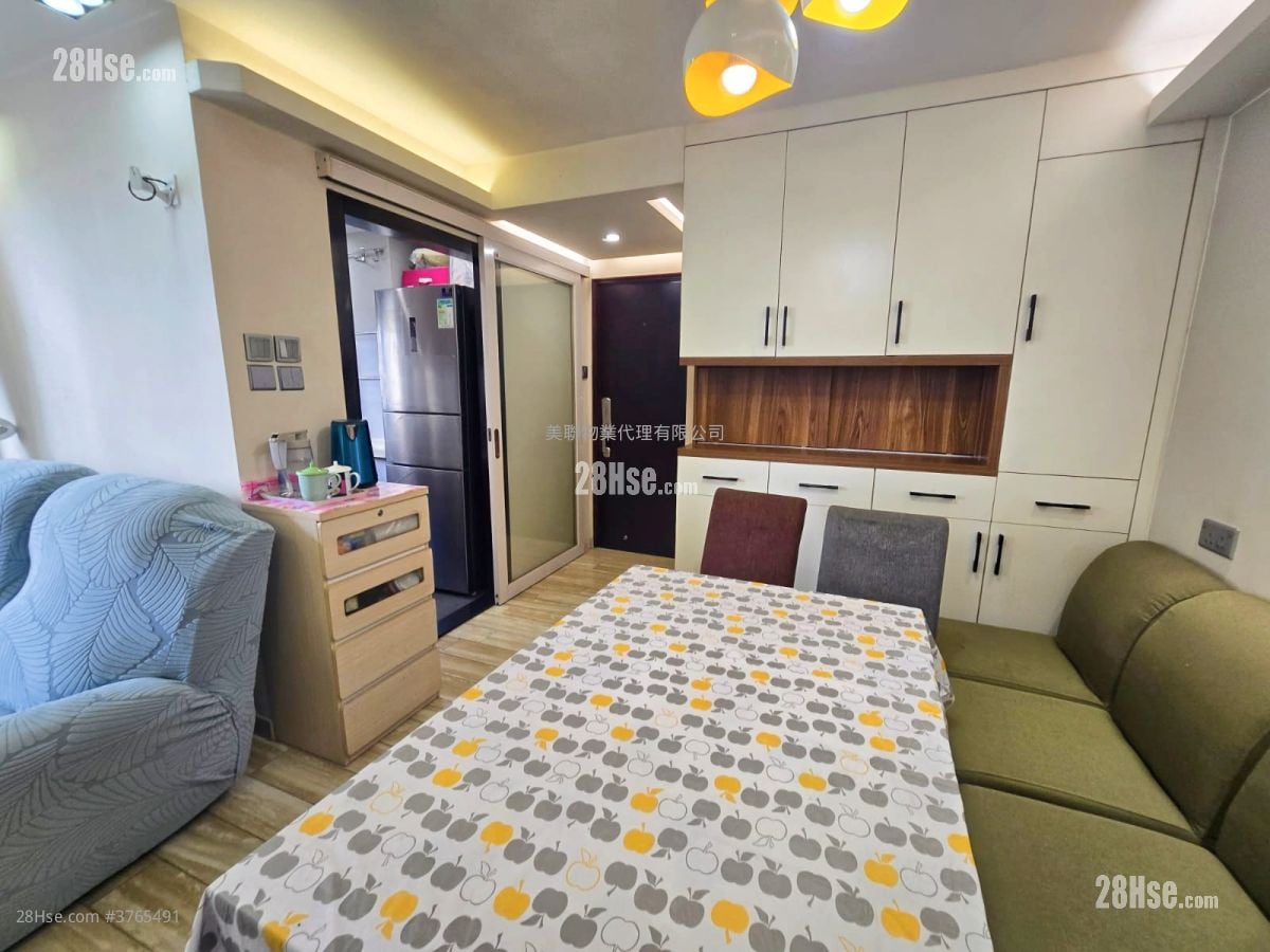 美孚新邨 售盘 3 房 , 1 浴室 597 平方尺