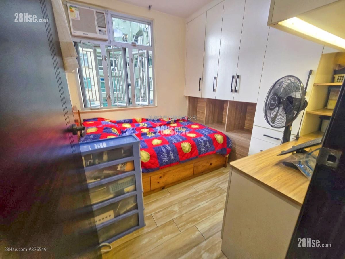 美孚新邨 售盘 3 房 , 1 浴室 597 平方尺