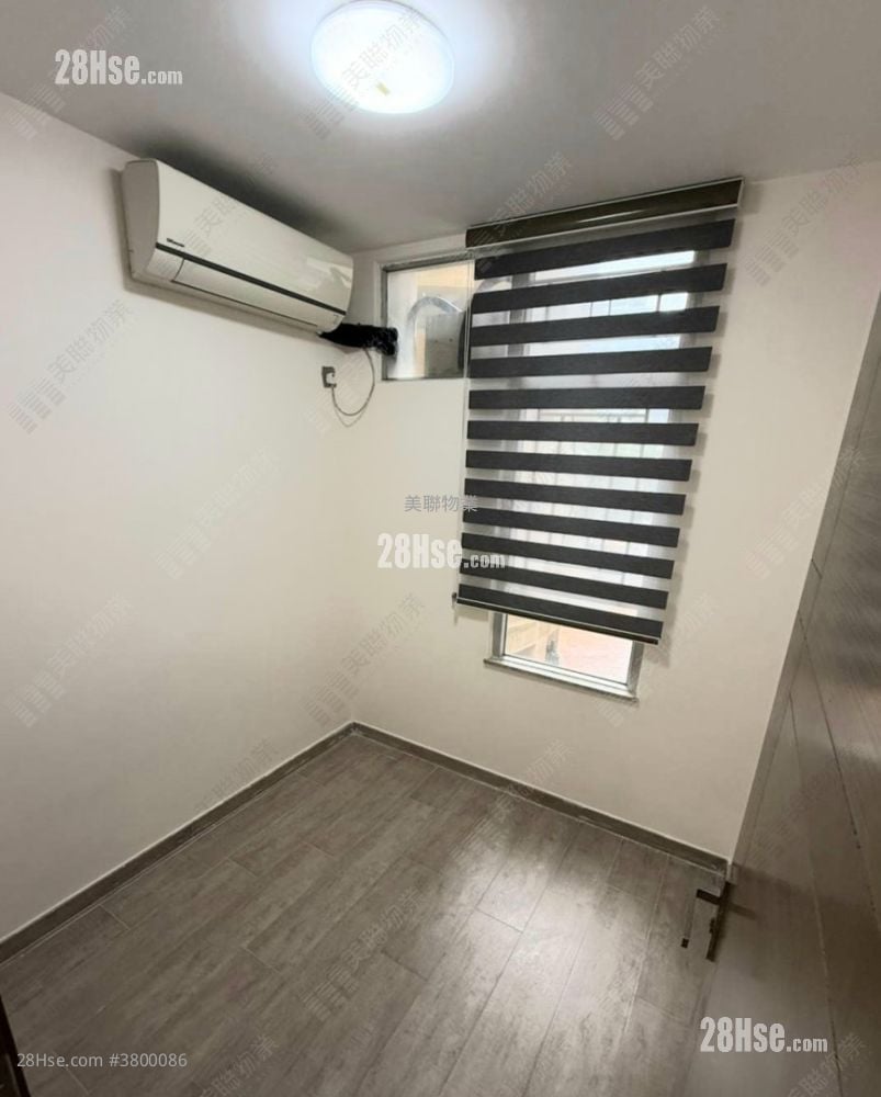 Choi Ming Court Sell 2 Bedrooms , 1 Bathroom 506 ft²