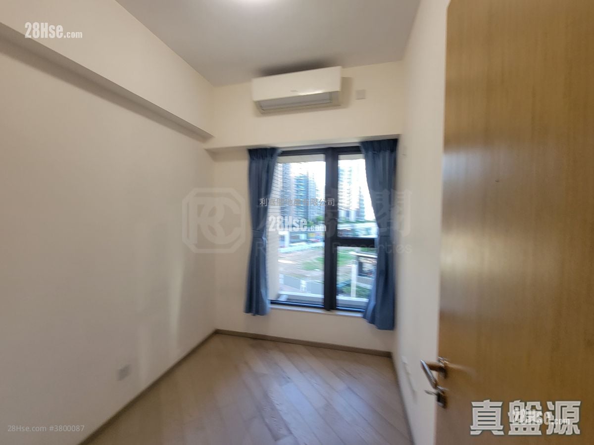 The Wings Rental 4 Bedrooms , 3 Bathrooms 841 ft²