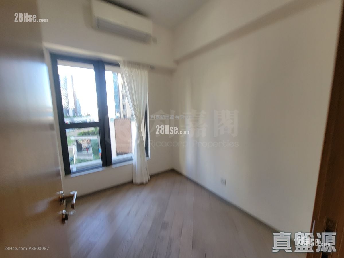 The Wings Rental 4 Bedrooms , 3 Bathrooms 841 ft²