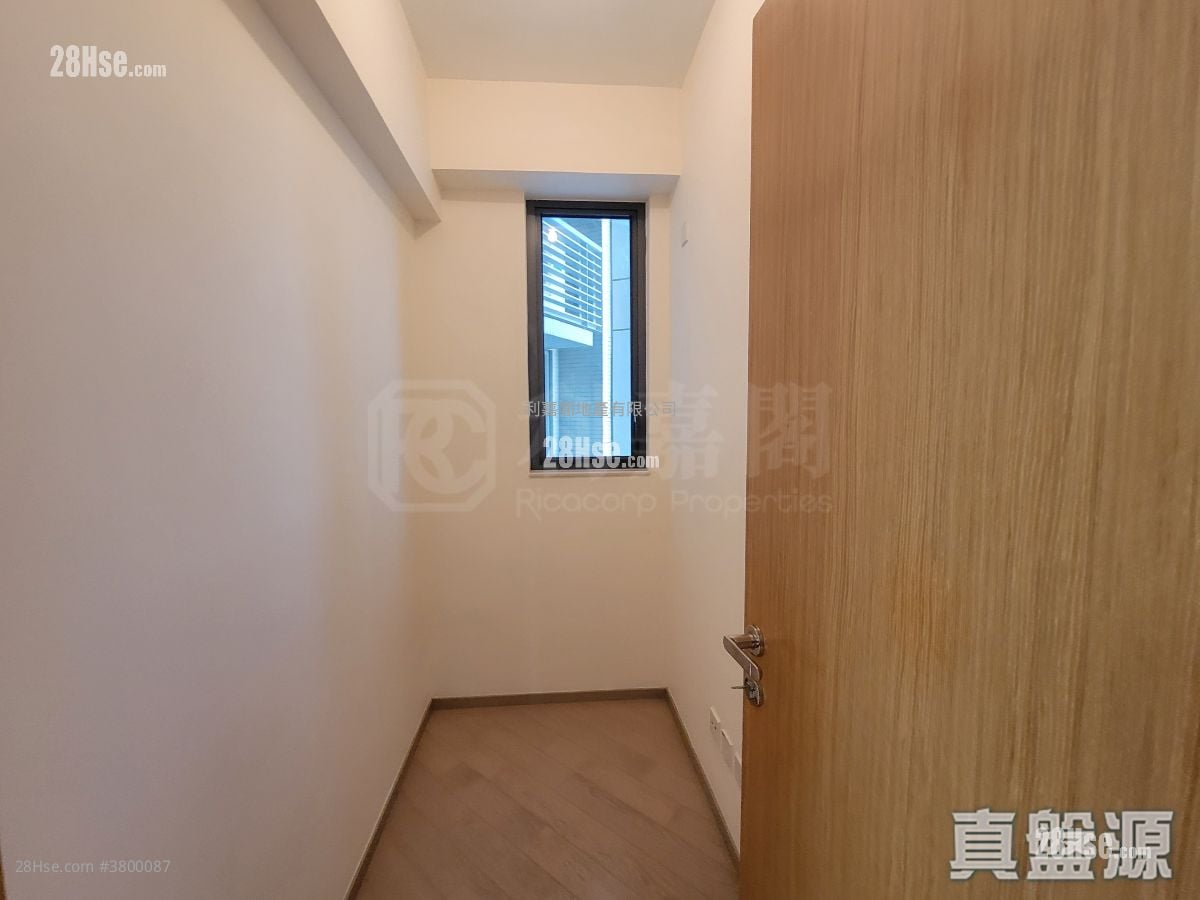 The Wings Rental 4 Bedrooms , 3 Bathrooms 841 ft²