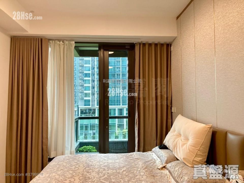 Vibe Centro Sell 4 Bedrooms 1,318 ft²