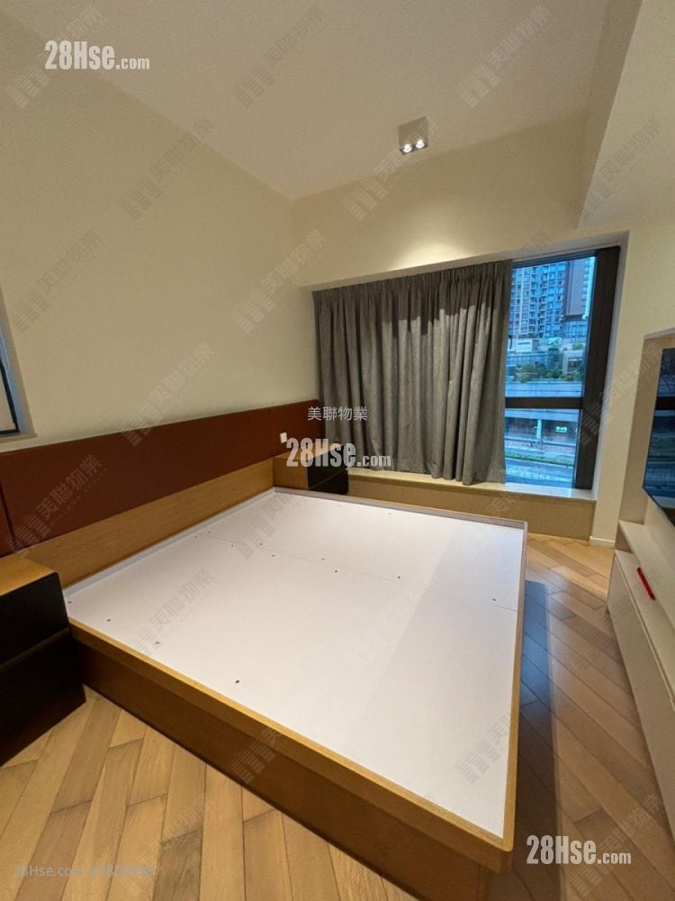 The Wings Sell 4 Bedrooms , 2 Bathrooms 933 ft²