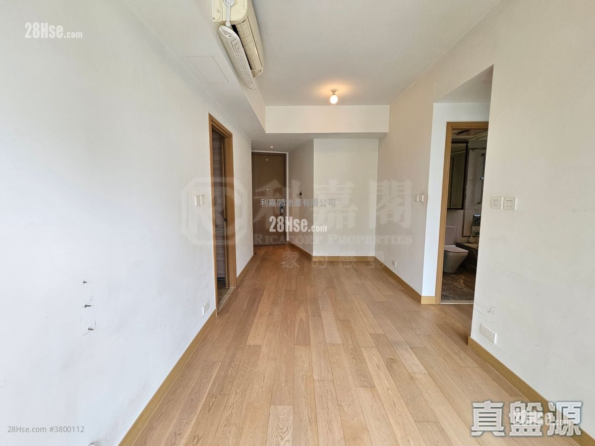 One Homantin Rental 2 Bedrooms , 1 Bathroom 501 ft²