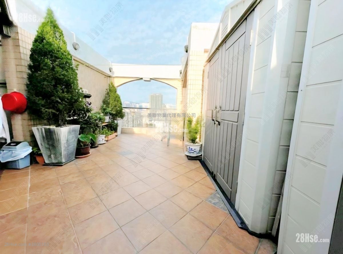 雅丽居 售盘 3 房 , 2 浴室 1,020 平方尺