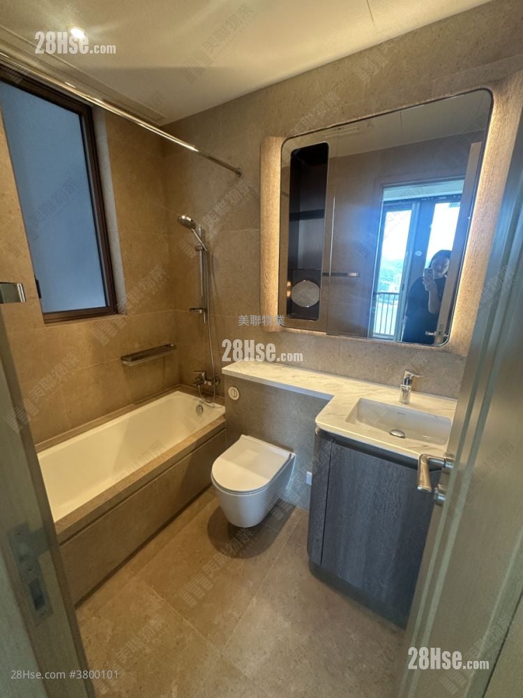 Lp10 Sell 4 Bedrooms , 2 Bathrooms 1,202 ft²