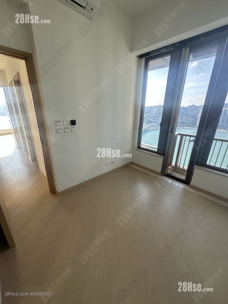 Lp10 Sell 4 Bedrooms , 2 Bathrooms 1,202 ft²