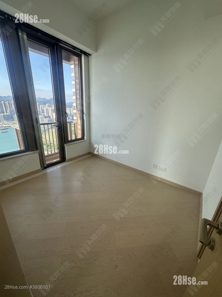 Lp10 Sell 4 Bedrooms , 2 Bathrooms 1,202 ft²