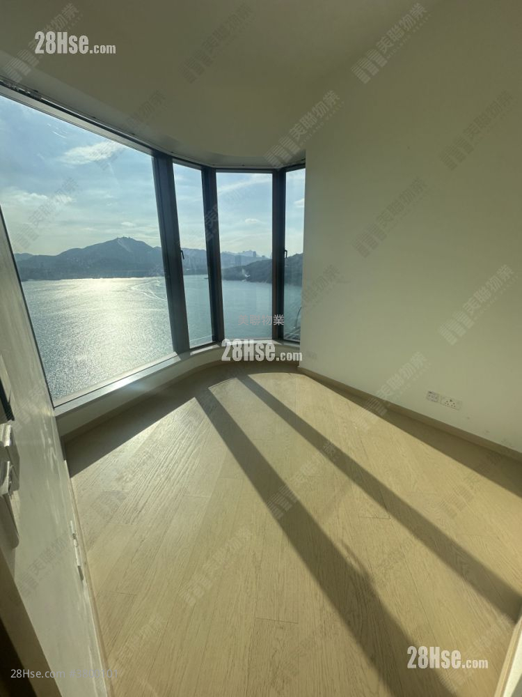 Lp10 Sell 4 Bedrooms , 2 Bathrooms 1,202 ft²