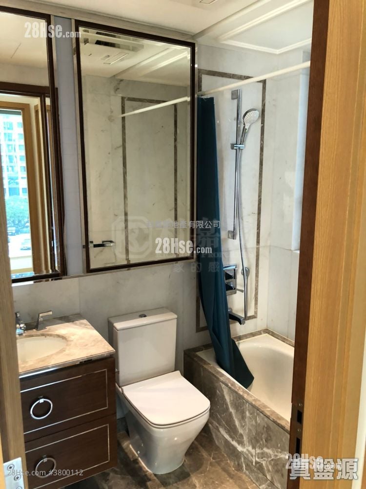 One Homantin Rental 2 Bedrooms , 1 Bathroom 501 ft²