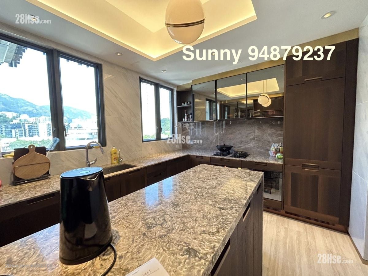 Ayton Sell 3 Bedrooms , 4 Bathrooms 1,189 ft²