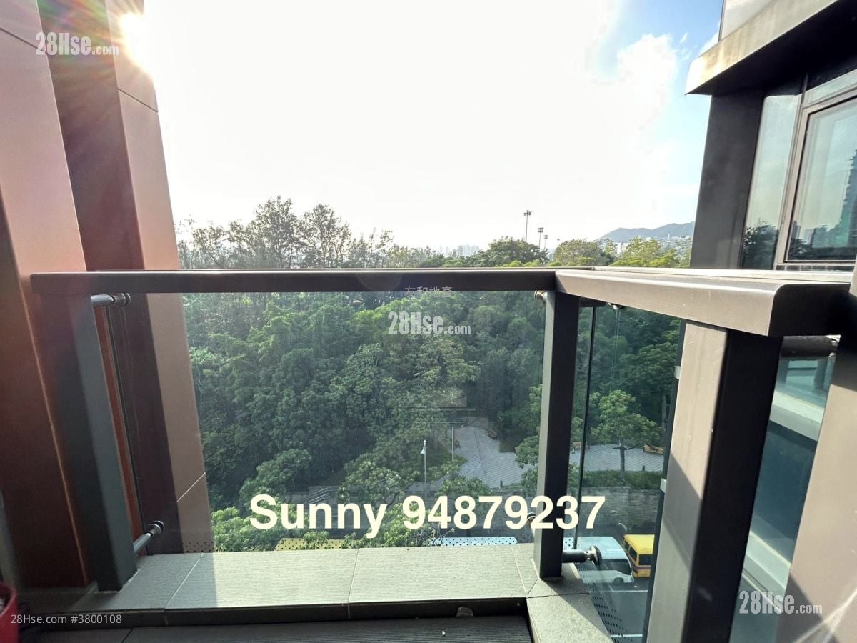 Ayton Sell 3 Bedrooms , 4 Bathrooms 1,189 ft²