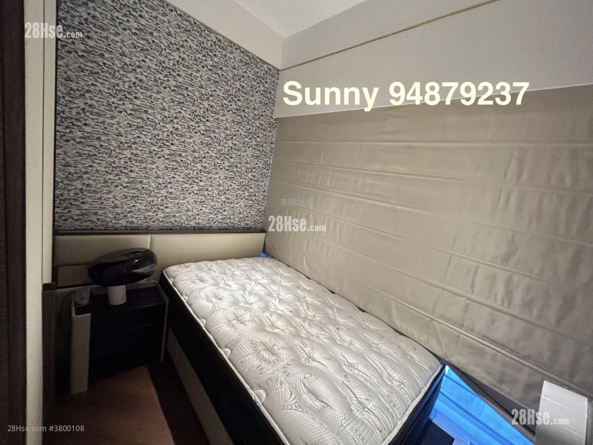 Ayton Sell 3 Bedrooms , 4 Bathrooms 1,189 ft²