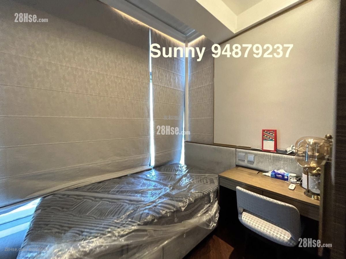 Ayton Sell 3 Bedrooms , 4 Bathrooms 1,189 ft²