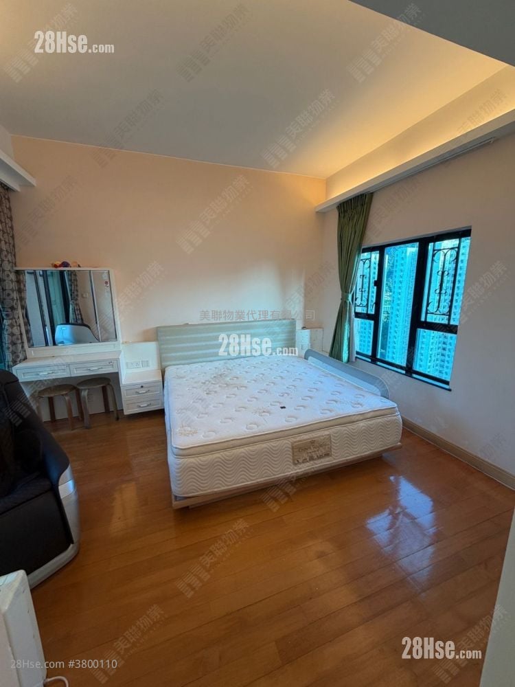 雅典居 售盘 3 房 , 3 浴室 1,435 平方尺