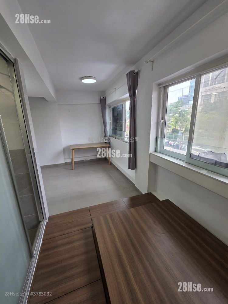 Man Cheong Building Rental Studio , 1 Bathroom 150 ft²
