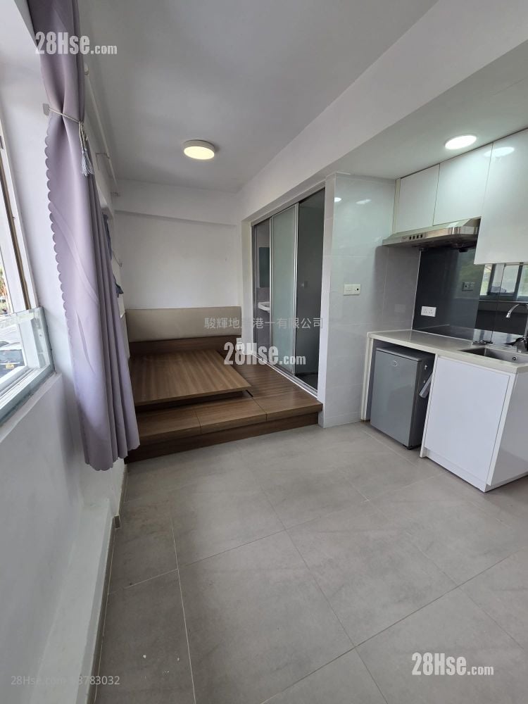 Man Cheong Building Rental Studio , 1 Bathroom 150 ft²