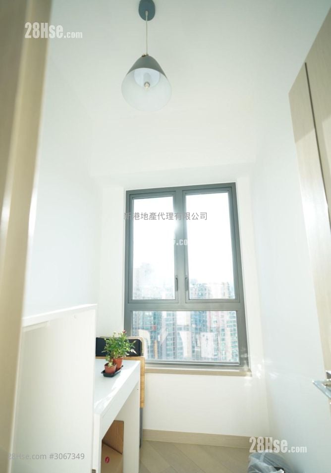 Downtown 38 租盘 1 房 , 1 浴室 385 平方尺