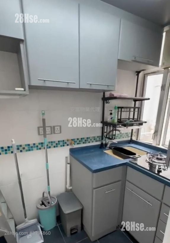 Tai Po Centre Rental 2 Bedrooms , 1 Bathroom 384 ft²