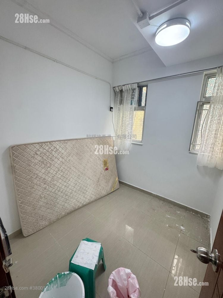 金冠楼 租盘 2 房 , 1 浴室 293 平方尺