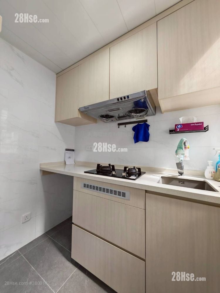 Ho Shun Yee Building Sell 2 Bedrooms , 1 Bathroom 266 ft²