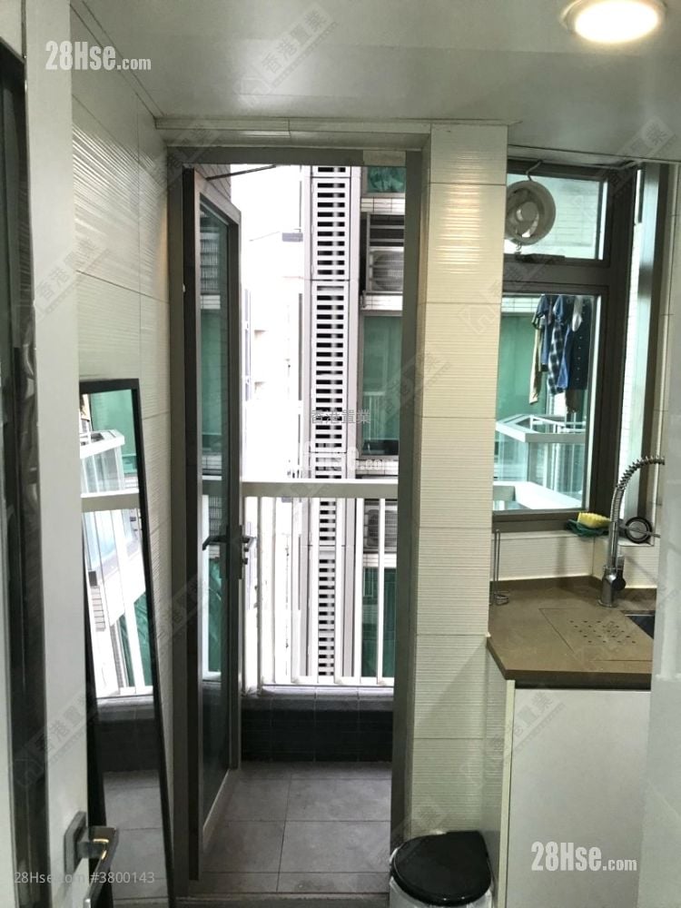 Trinity Towers Sell 3 Bedrooms 708 ft²