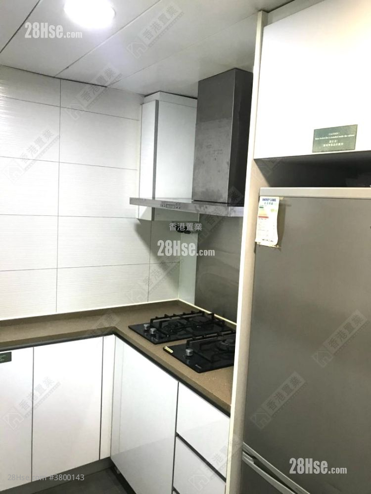 Trinity Towers Sell 3 Bedrooms 708 ft²