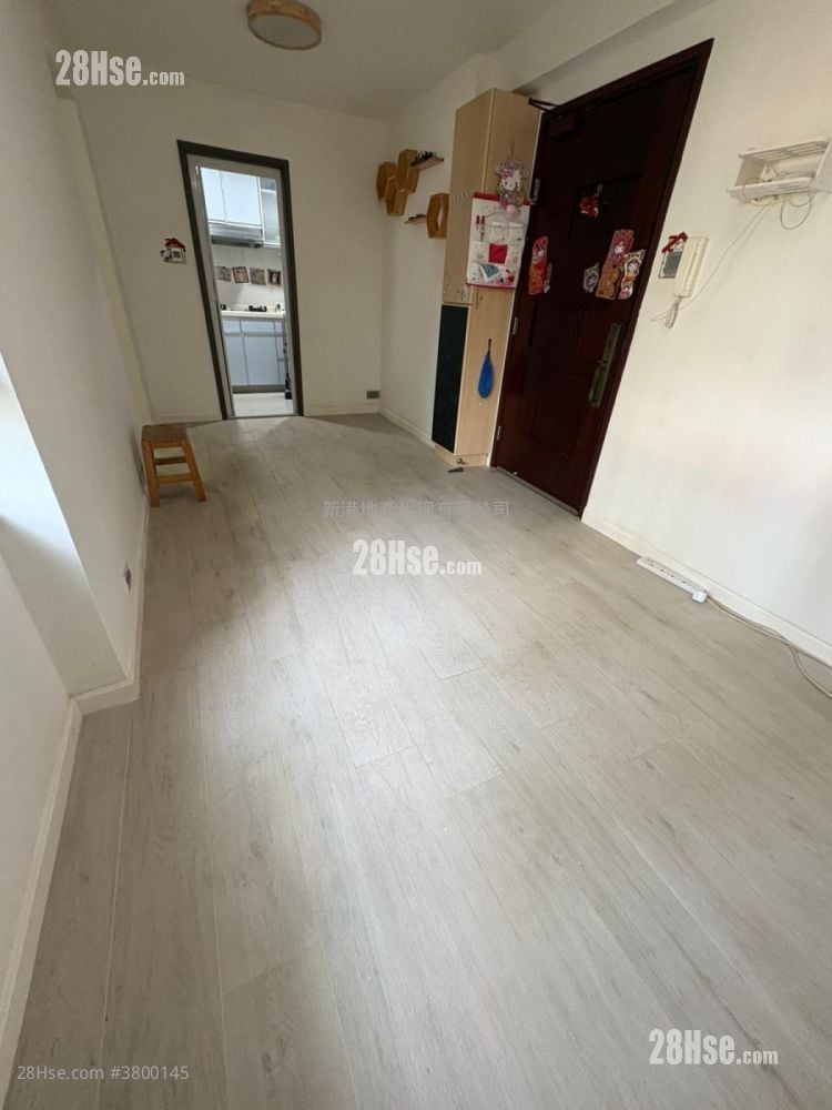 Hung Hom Gardens Rental 3 Bedrooms , 1 Bathroom 480 ft²