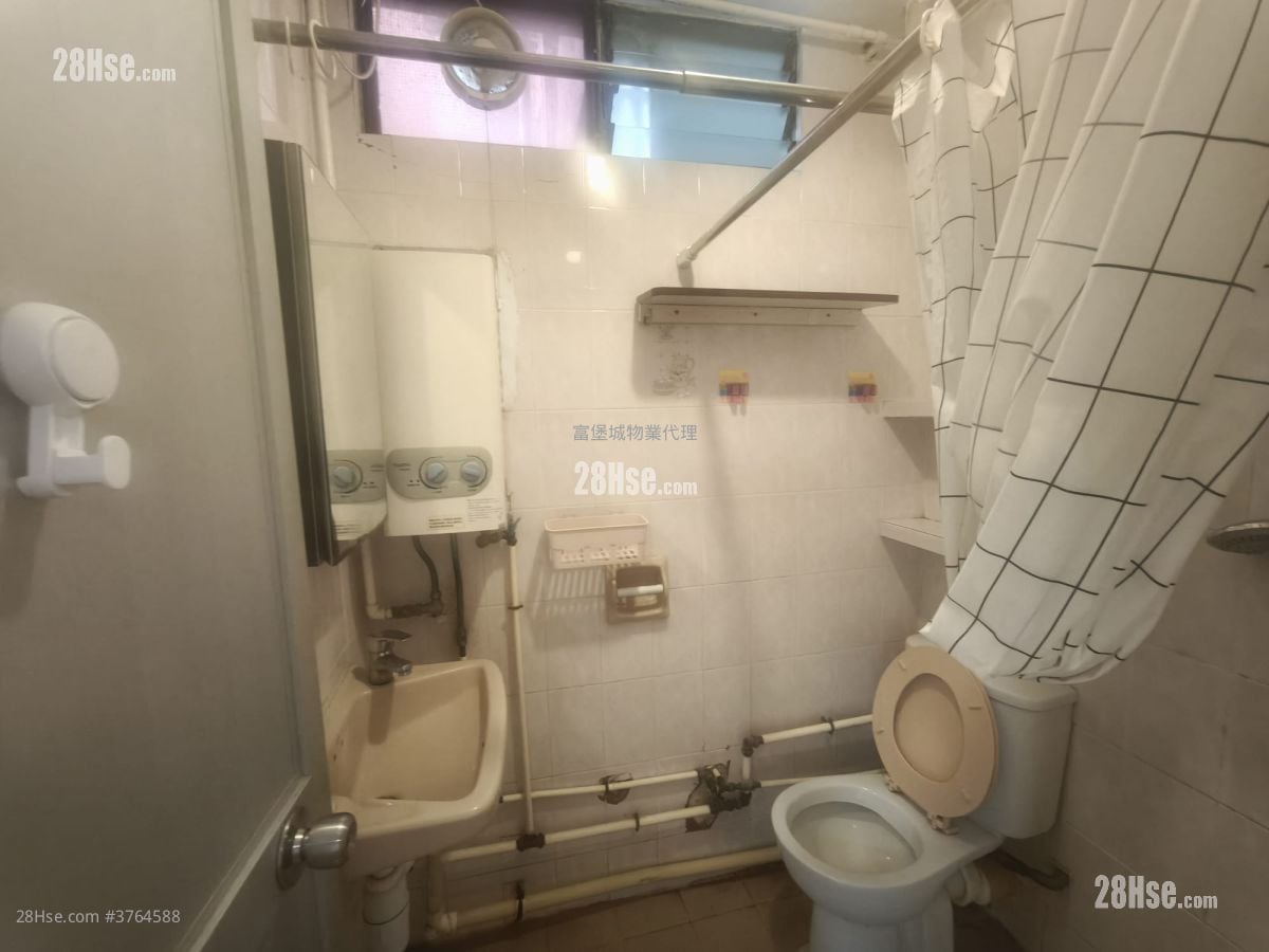 广源邨 租盘 2 房 , 1 浴室 376 平方尺