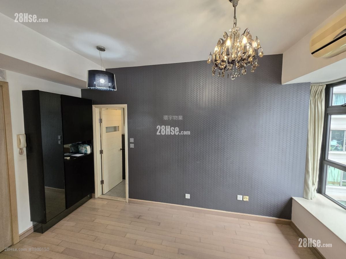 立坊 售盘 1 房 , 1 浴室 293 平方尺