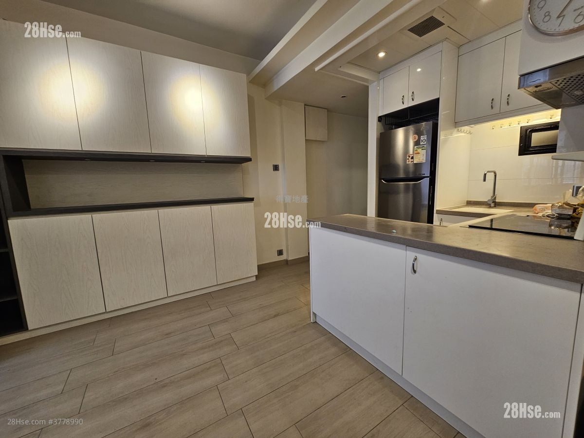 单幢楼房 售盘 1 房 , 1 浴室 351 平方尺