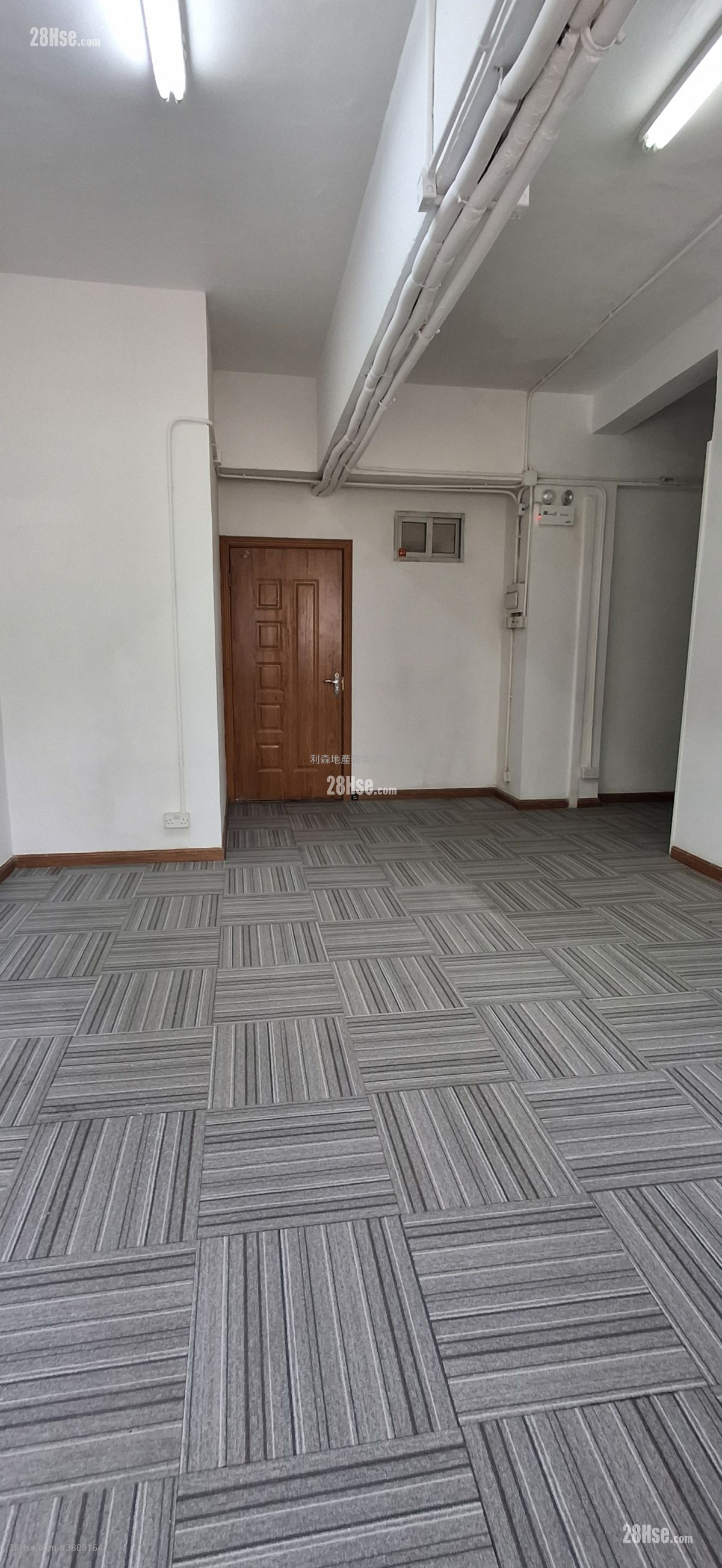 超达工业大厦 租盘 345 平方尺