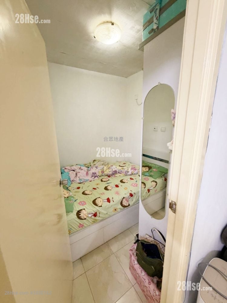 Ming Nga Court Sell 363 ft²