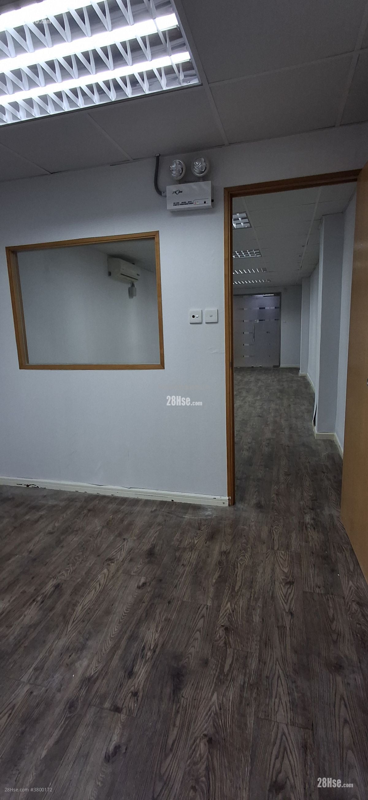 Efficiency House Rental 385 ft²