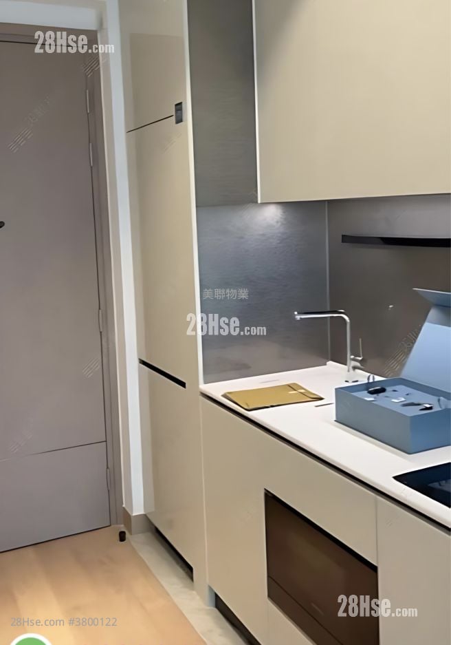 Seasons Place 售盘 1 房 , 1 浴室 322 平方尺