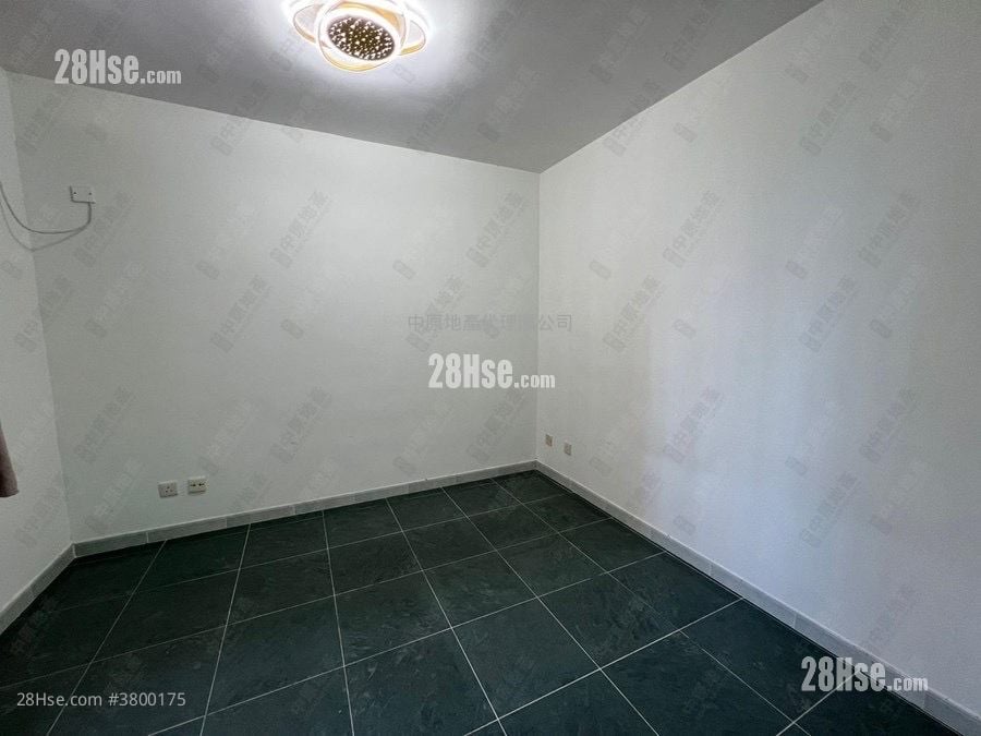 天颂苑 售盘 3 房 650 平方尺