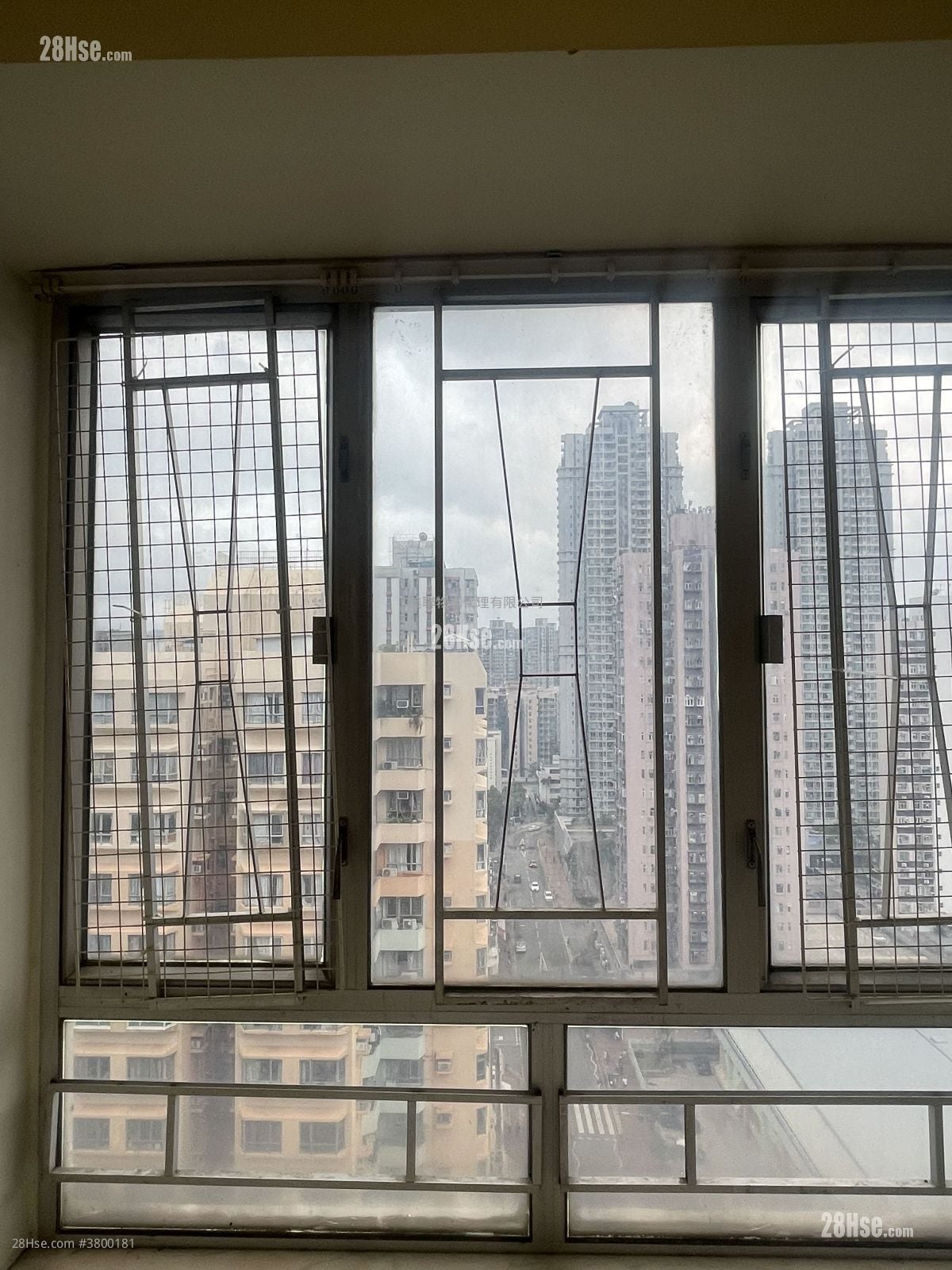 景观: 顺丰大厦 售盘 2 房 , 1 浴室 381 平方尺