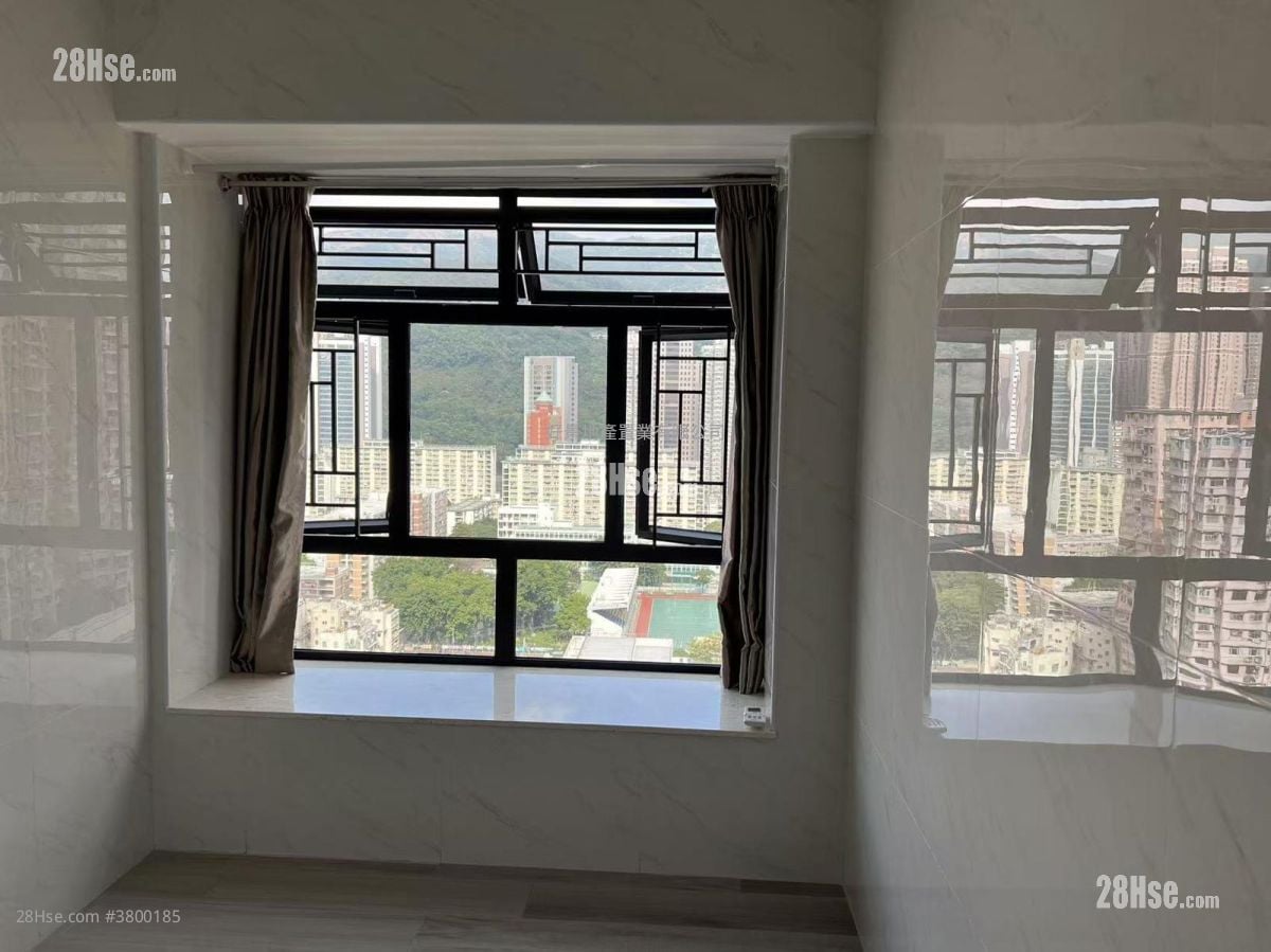 Skyline Plaza Rental 2 Bedrooms , 1 Bathroom 415 ft²