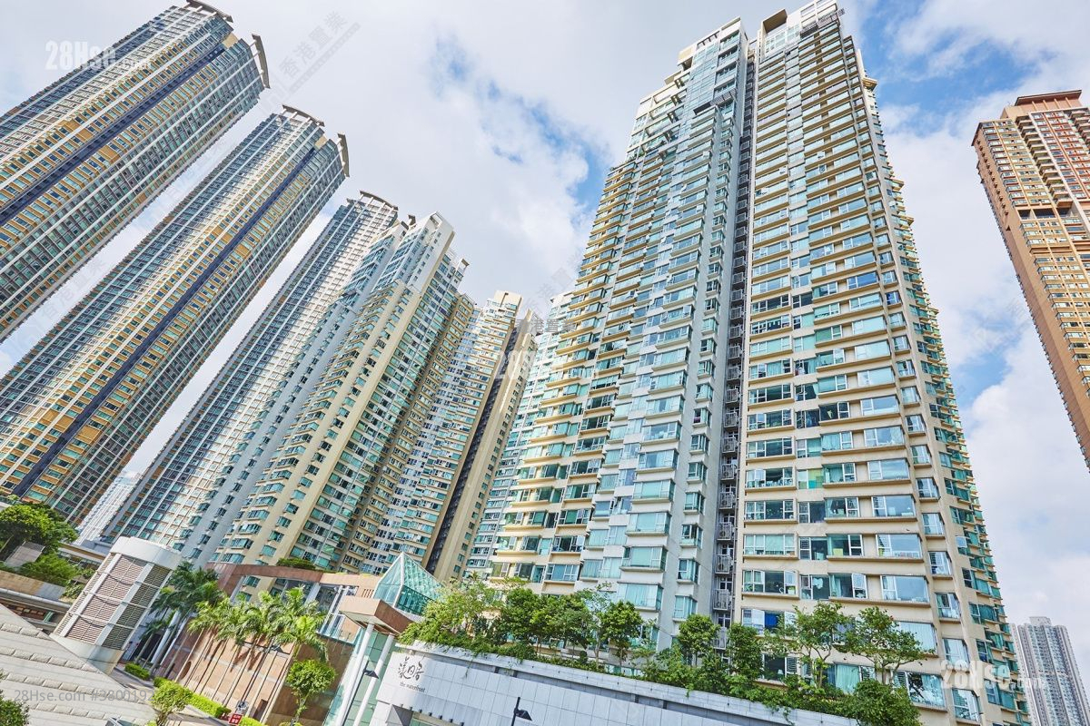 The Waterfront Rental 3 Bedrooms , 2 Bathrooms 1,120 ft²