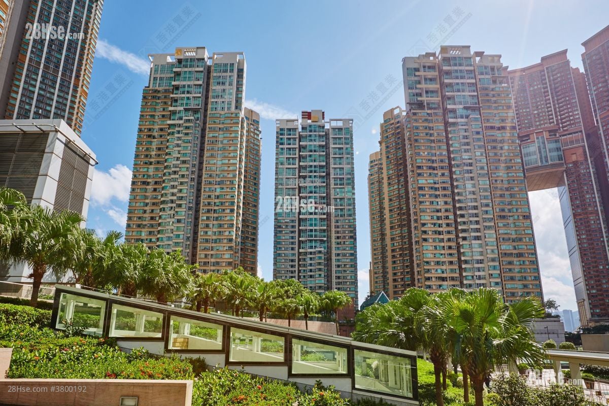 The Waterfront Rental 3 Bedrooms , 2 Bathrooms 1,120 ft²