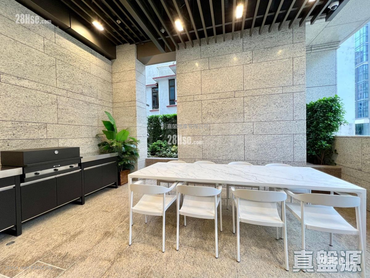 One Princeton Rental 3 Bedrooms , 2 Bathrooms 821 ft²