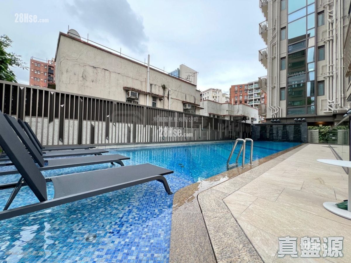 One Princeton Rental 3 Bedrooms , 2 Bathrooms 821 ft²