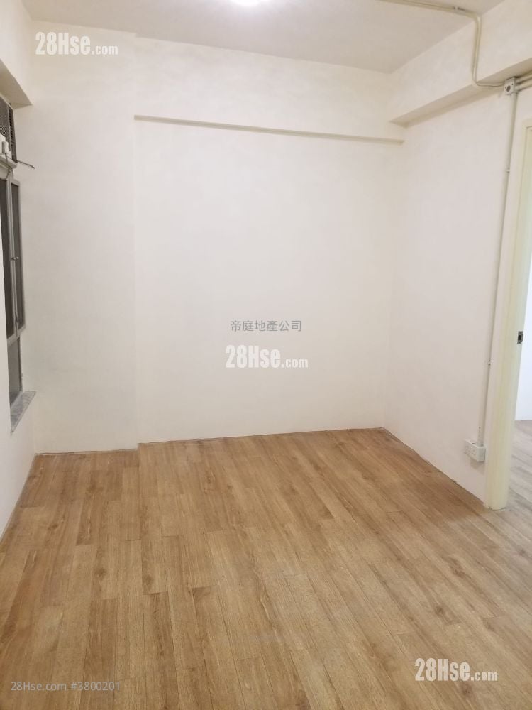 东庐大楼 售盘 2 房 , 1 浴室 393 平方尺