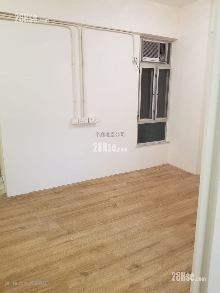 东庐大楼 售盘 2 房 , 1 浴室 393 平方尺