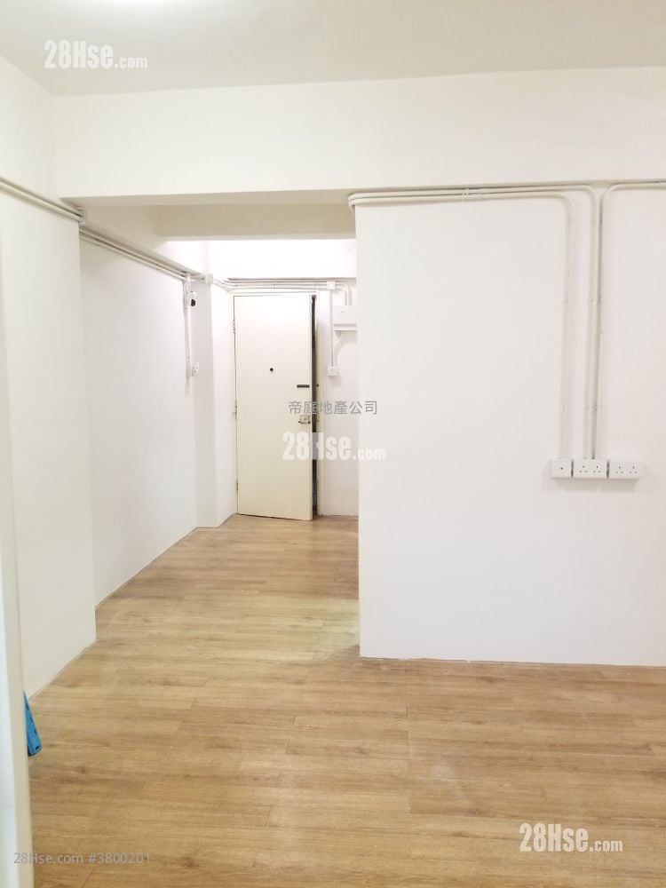 东庐大楼 售盘 2 房 , 1 浴室 393 平方尺