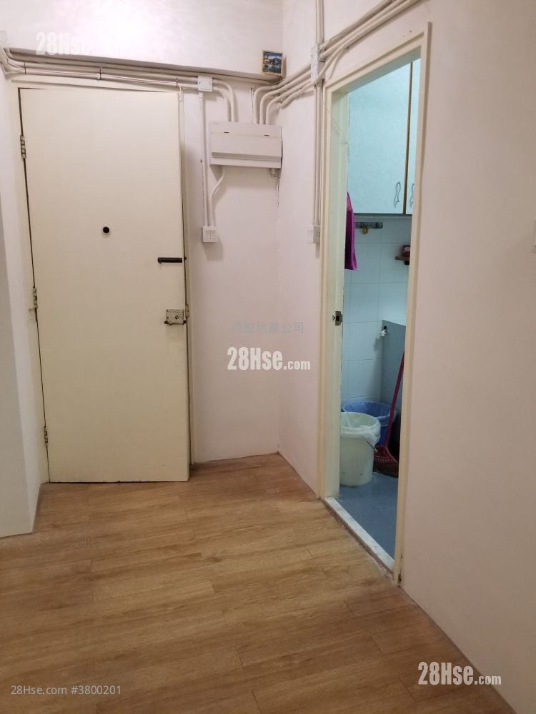 东庐大楼 售盘 2 房 , 1 浴室 393 平方尺